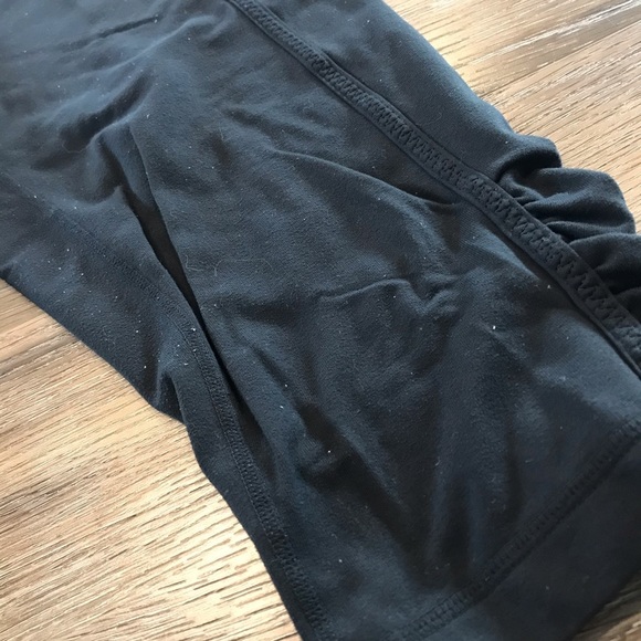 🇨🇦40% Off Sale🇨🇦 Lululemon Crops Black - Picture 7 of 10